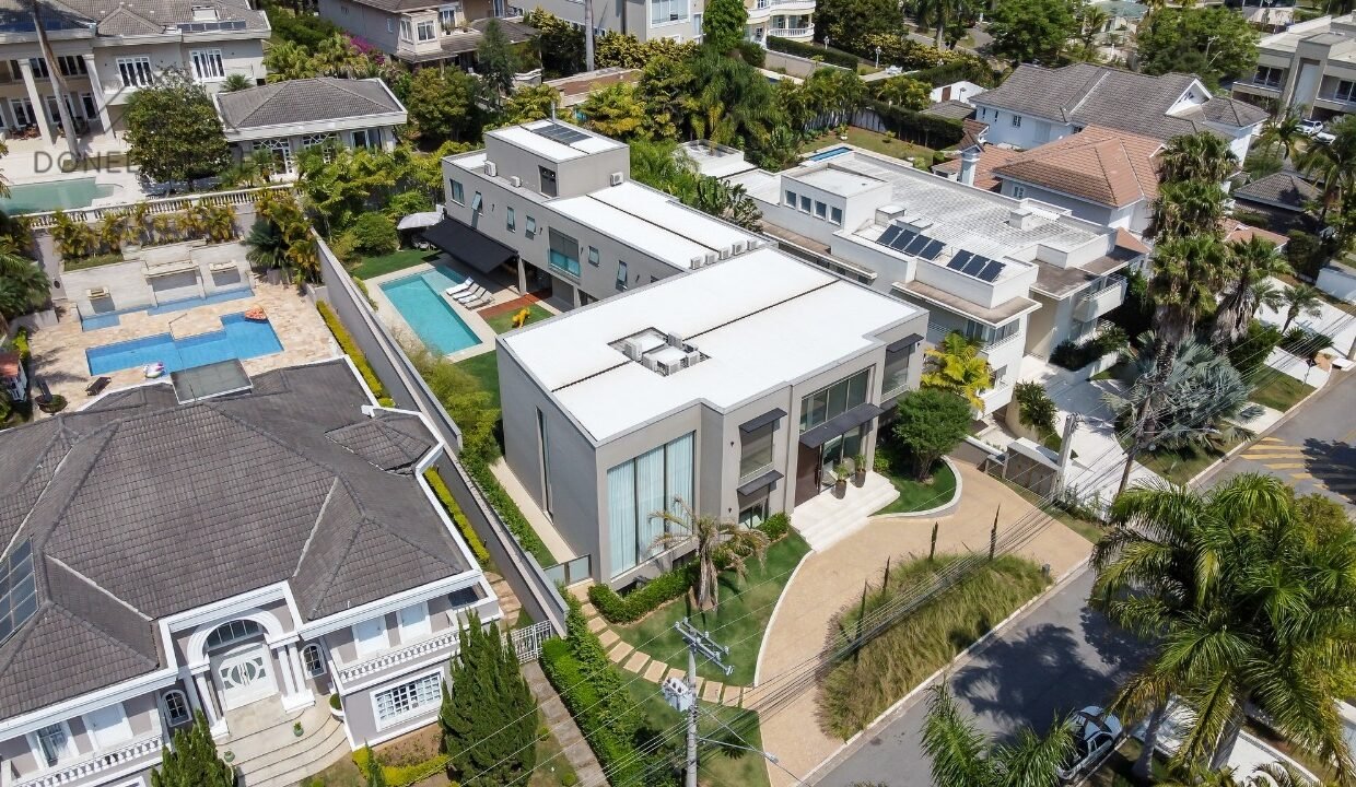 WhatsApp Image 2025-07-13 at 16.33.21 (1)