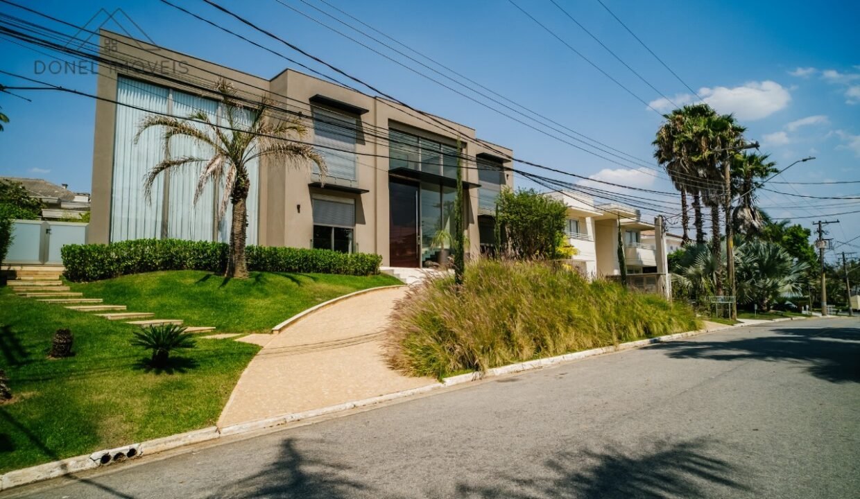 WhatsApp Image 2025-07-13 at 16.33.21 (2)