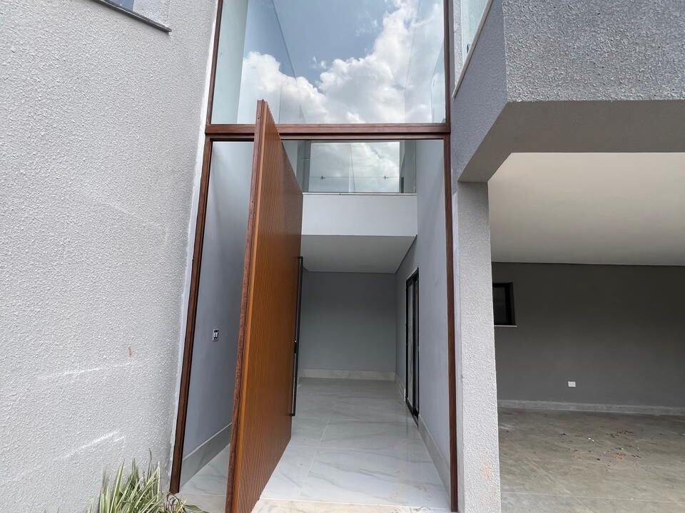 WhatsApp Image 2025-07-15 at 17.05.43 (2)