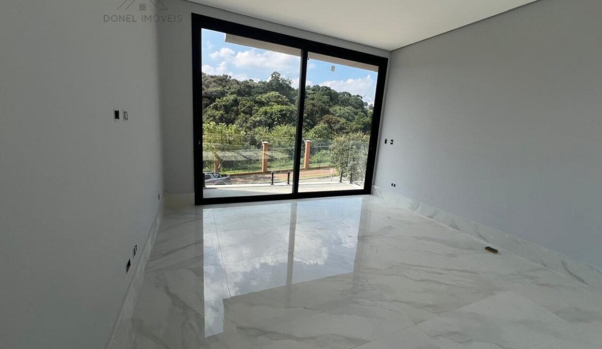 WhatsApp Image 2025-07-15 at 17.05.44 (1)