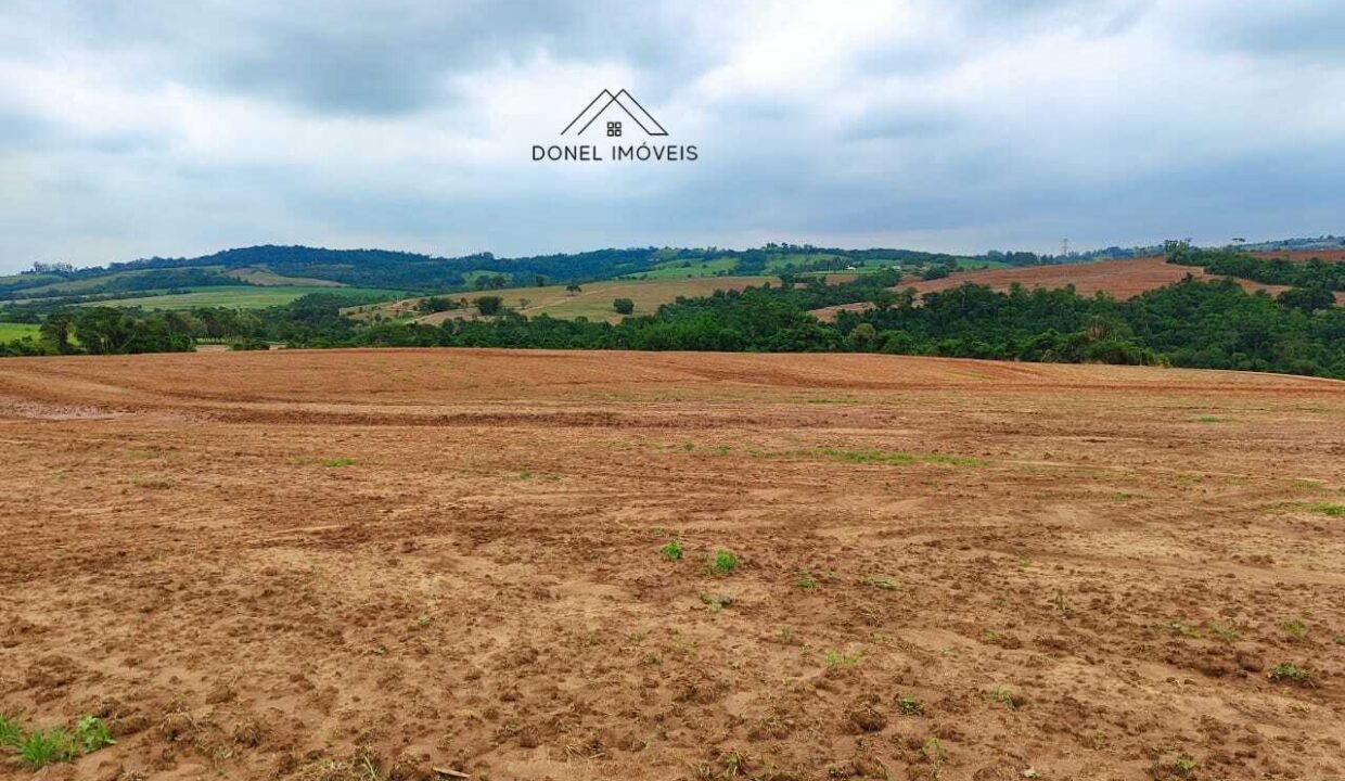 WhatsApp Image 2025-08-13 at 19.57.18 (2)