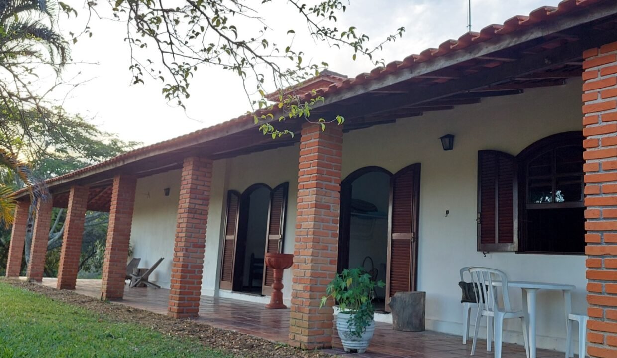 WhatsApp Image 2025-08-13 at 19.57.52 (1)