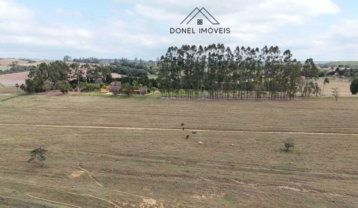 WhatsApp Image 2025-08-27 at 15.37.59 (1)