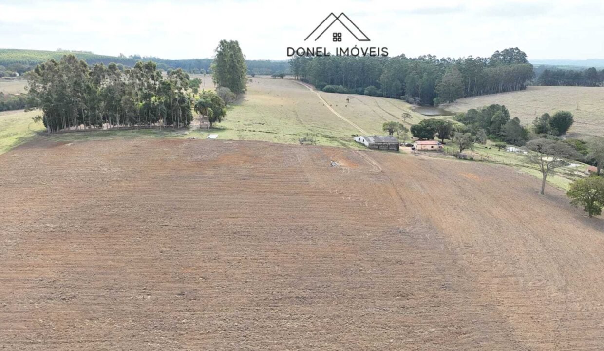 WhatsApp Image 2025-08-27 at 15.38.01 (1)