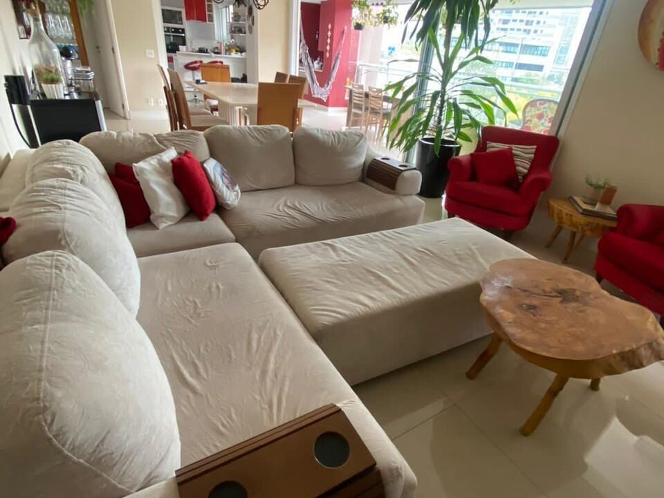 WhatsApp Image 2025-08-27 at 16.06.30 (1)