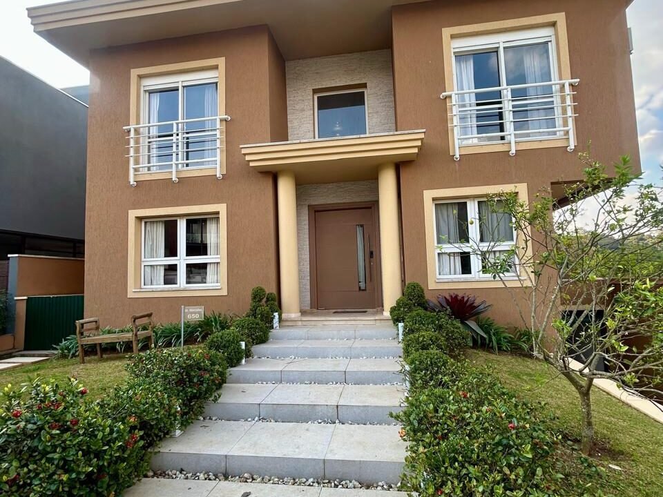 WhatsApp Image 2025-08-29 at 18.25.56 (1)