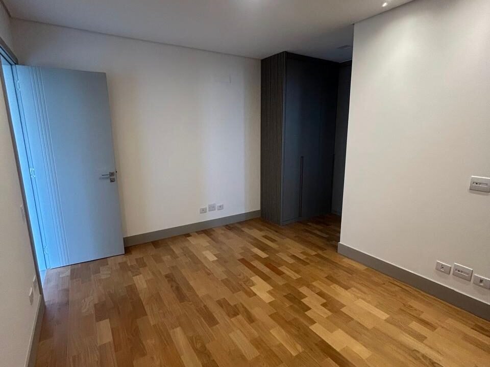 WhatsApp Image 2025-08-29 at 18.26.00 (2)