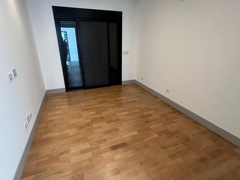 WhatsApp Image 2025-08-29 at 18.26.00 (4)