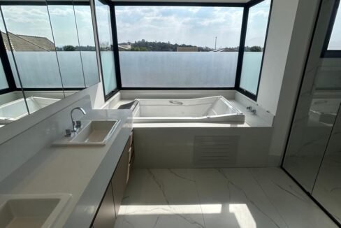 WhatsApp Image 2025-08-29 at 18.26.01 (1)