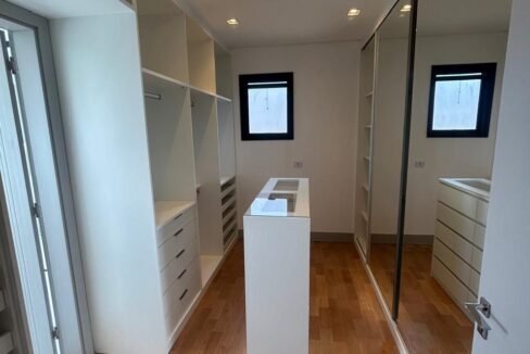 WhatsApp Image 2025-08-29 at 18.26.01 (2)