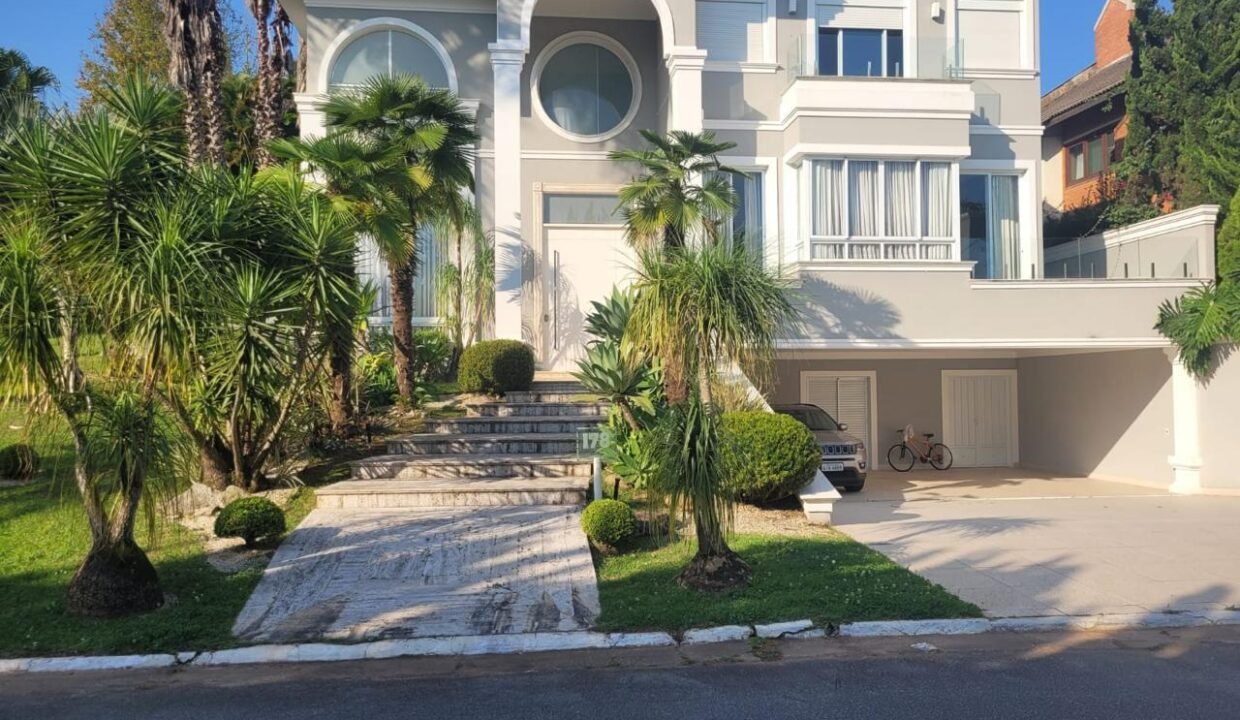 WhatsApp Image 2025-10-07 at 13.08.53