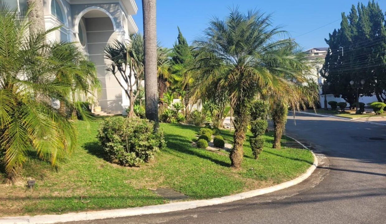 WhatsApp Image 2025-10-07 at 13.08.54