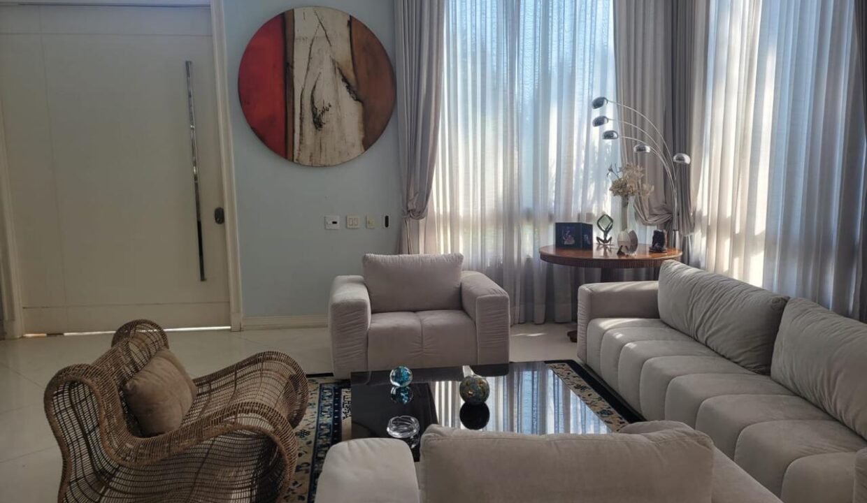 WhatsApp Image 2025-10-07 at 13.09.01 (3)