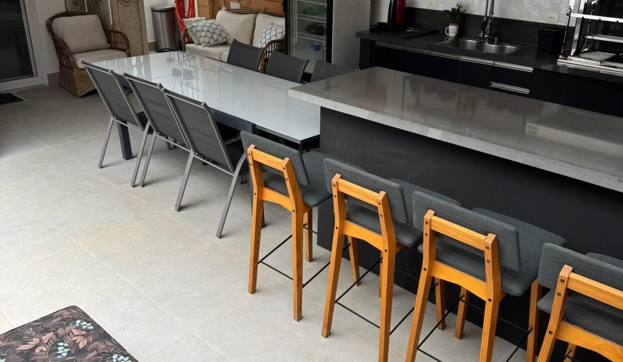 WhatsApp Image 2025-10-08 at 12.51.57 (1)