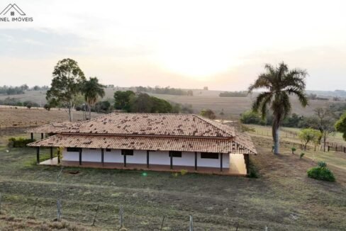 WhatsApp Image 2025-10-14 at 15.44.05