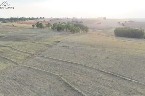 WhatsApp Image 2025-10-14 at 15.44.10 (2)