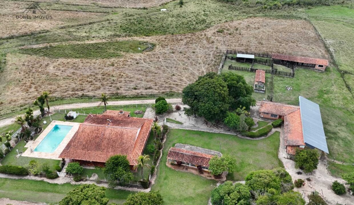 WhatsApp Image 2025-11-12 at 13.45.04 (1)