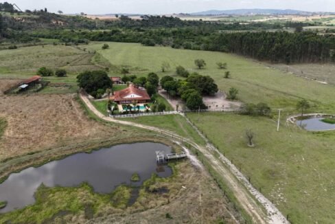 WhatsApp Image 2025-11-12 at 13.45.05 (2)