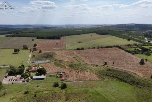 WhatsApp Image 2025-11-12 at 13.45.10 (1)