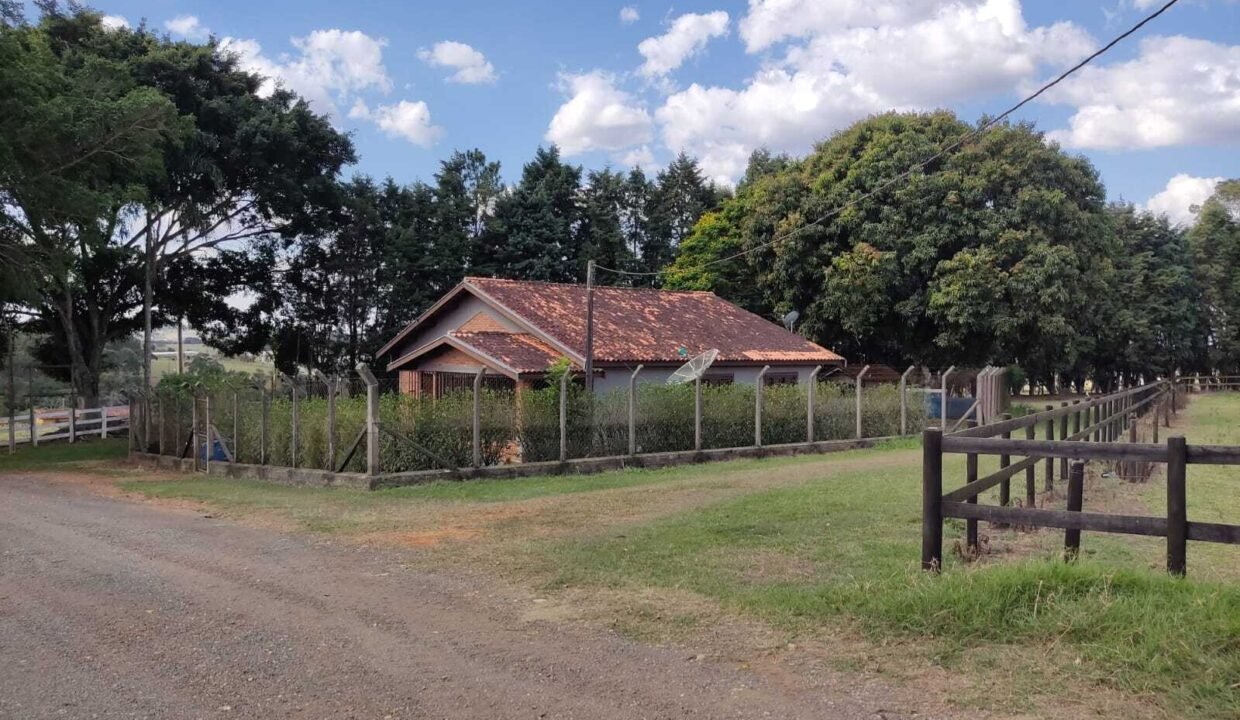 WhatsApp Image 2025-11-12 at 13.45.25