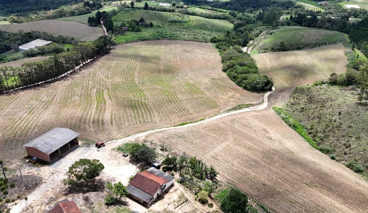 WhatsApp Image 2025-12-03 at 09.52.29 (1)