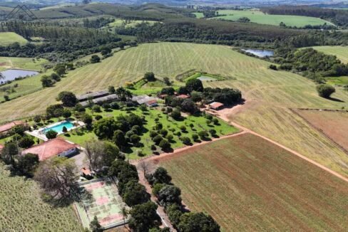 WhatsApp Image 2025-12-03 at 09.52.42 (1)