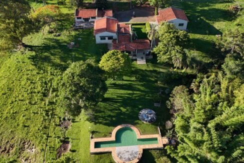 WhatsApp Image 2025-12-03 at 09.52.45