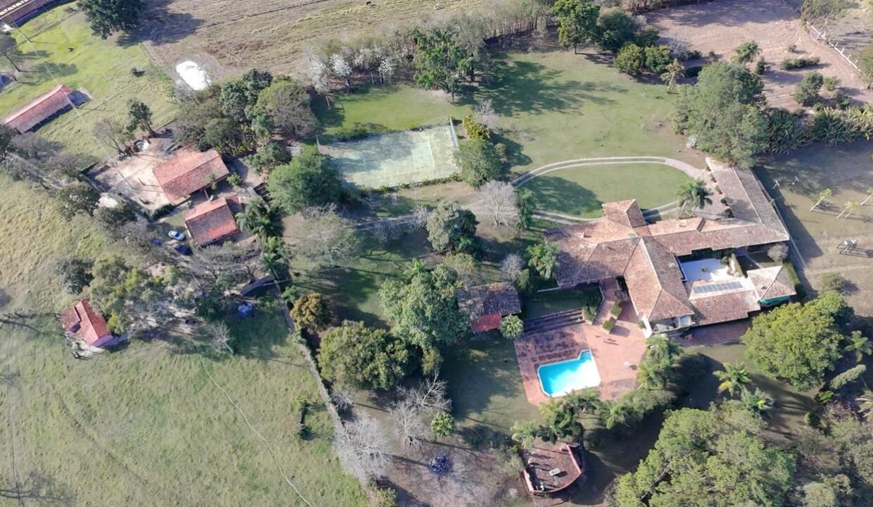 WhatsApp Image 2025-12-03 at 09.52.56 (1)