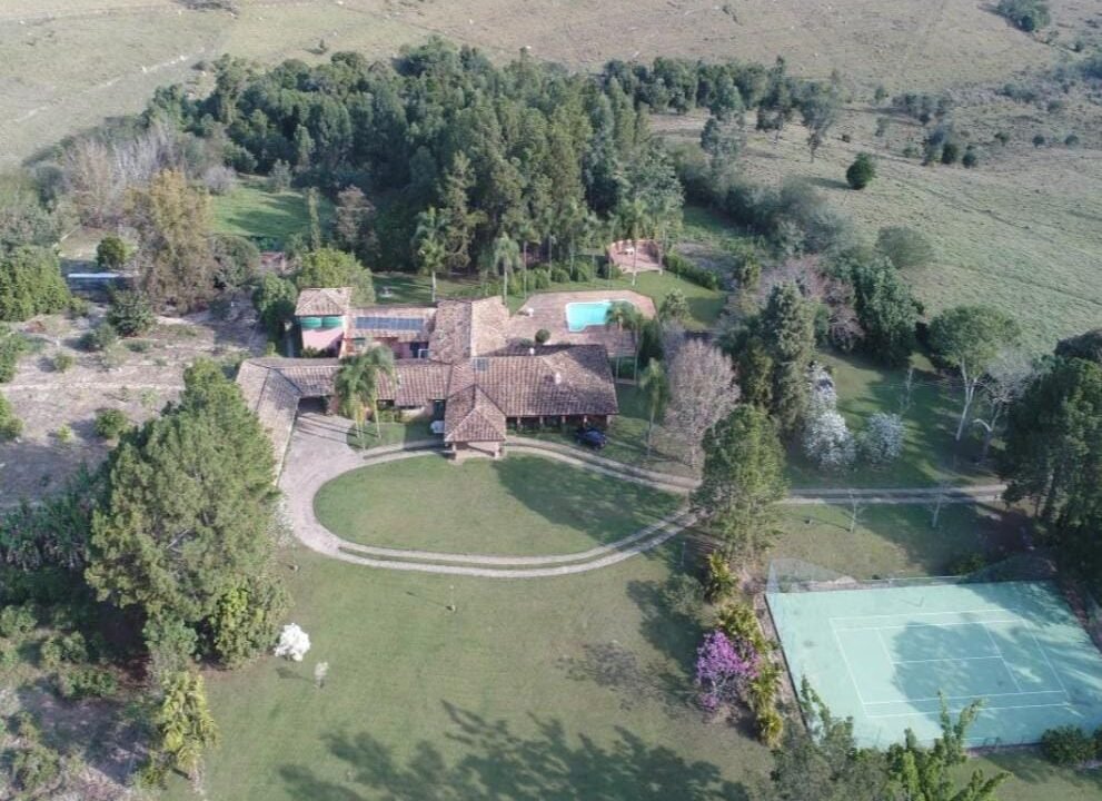 WhatsApp Image 2025-12-03 at 09.52.58 (1)