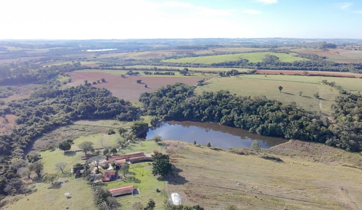 WhatsApp Image 2025-12-03 at 09.52.58 (2)