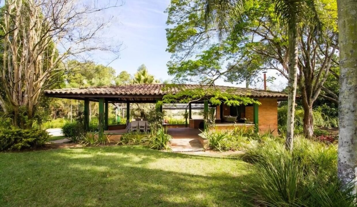 WhatsApp Image 2025-12-03 at 09.52.59 (2)