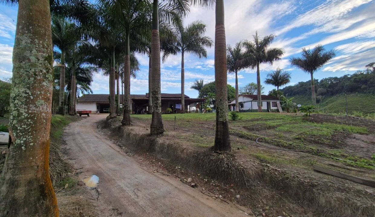 WhatsApp Image 2025-12-11 at 10.23.46 (2)