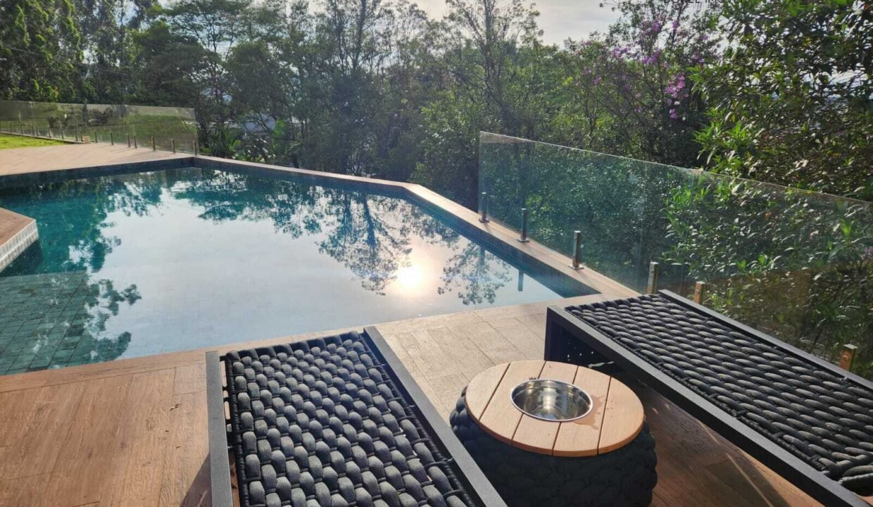 WhatsApp Image 2025-12-17 at 17.01.33 (1)