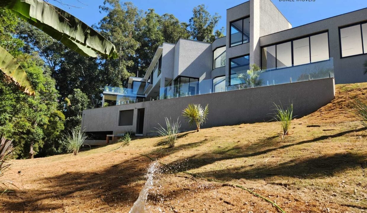 WhatsApp Image 2025-12-17 at 17.01.40 (3)