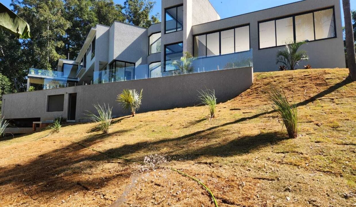 WhatsApp Image 2025-12-17 at 17.01.41