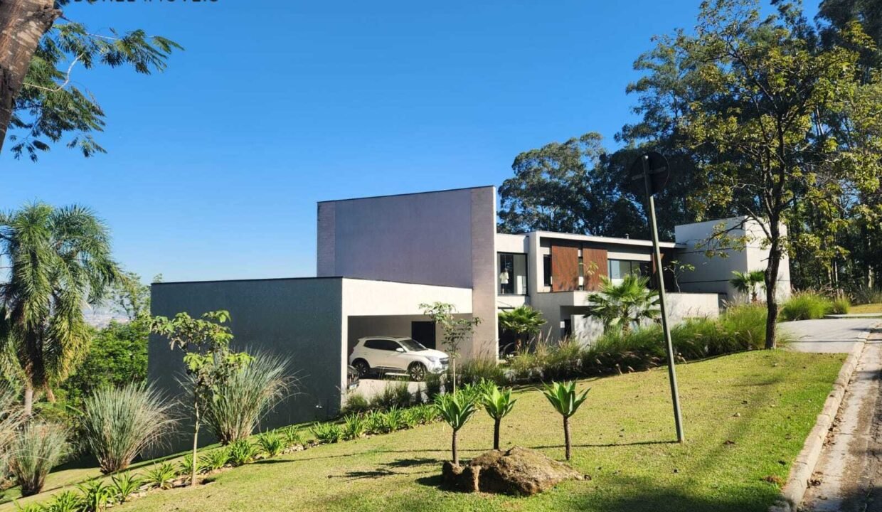 WhatsApp Image 2025-12-17 at 17.01.43 (1)