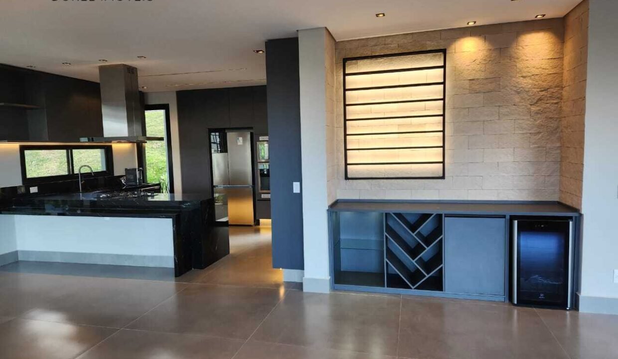 WhatsApp Image 2025-12-17 at 17.01.45 (3)