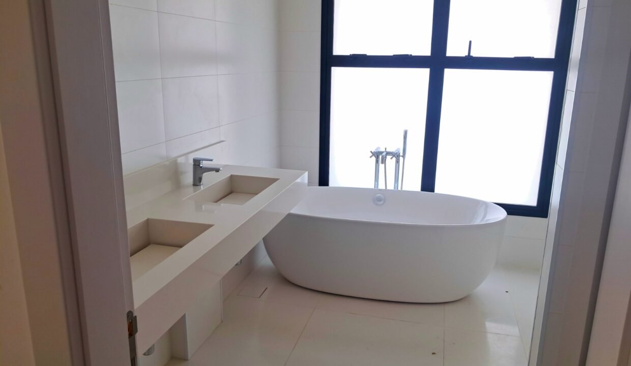 WhatsApp Image 2026-03-06 at 10.00.28 (1)