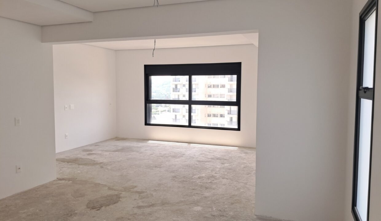 WhatsApp Image 2026-03-06 at 10.00.28 (2)