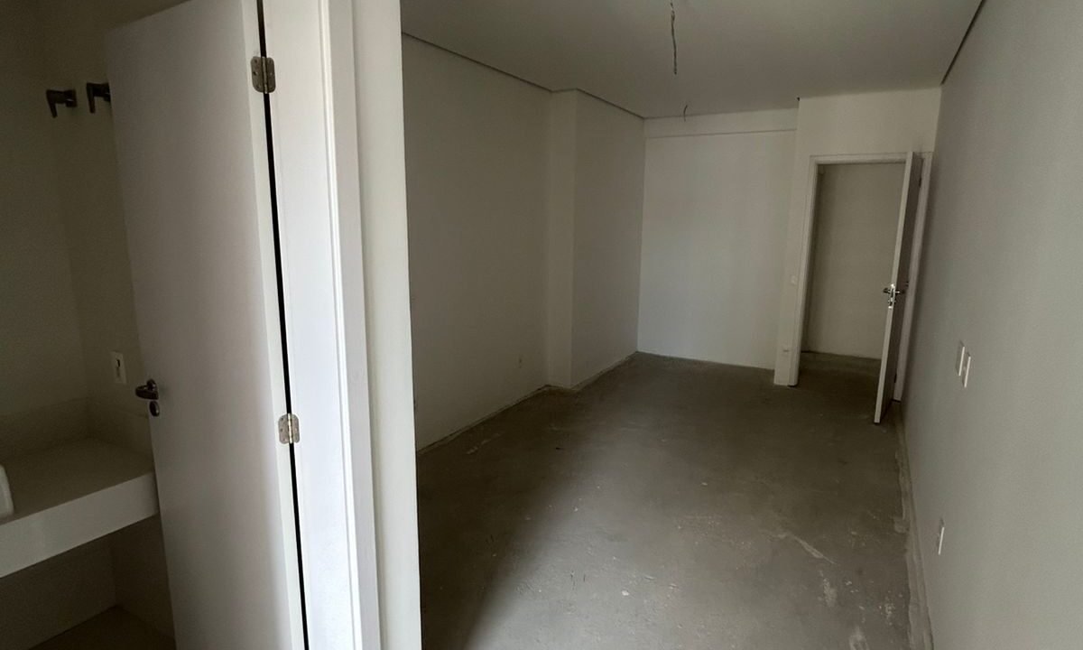 WhatsApp Image 2026-03-06 at 14.35.51 (1)