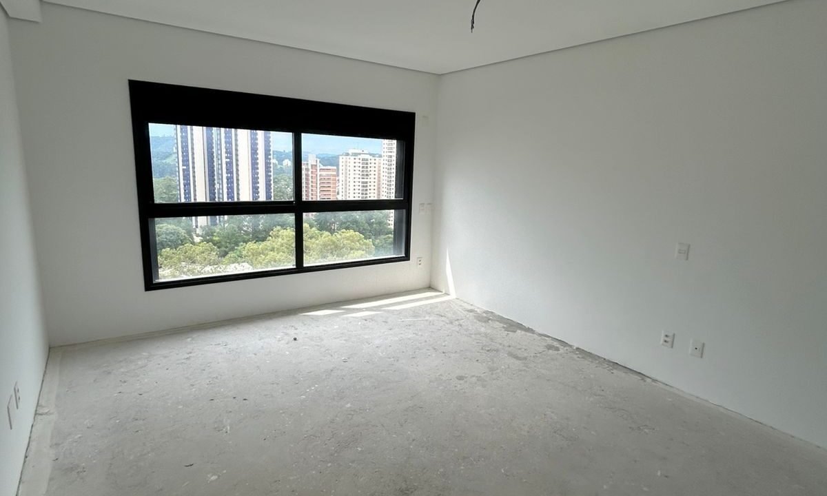 WhatsApp Image 2026-03-06 at 14.35.53 (1)