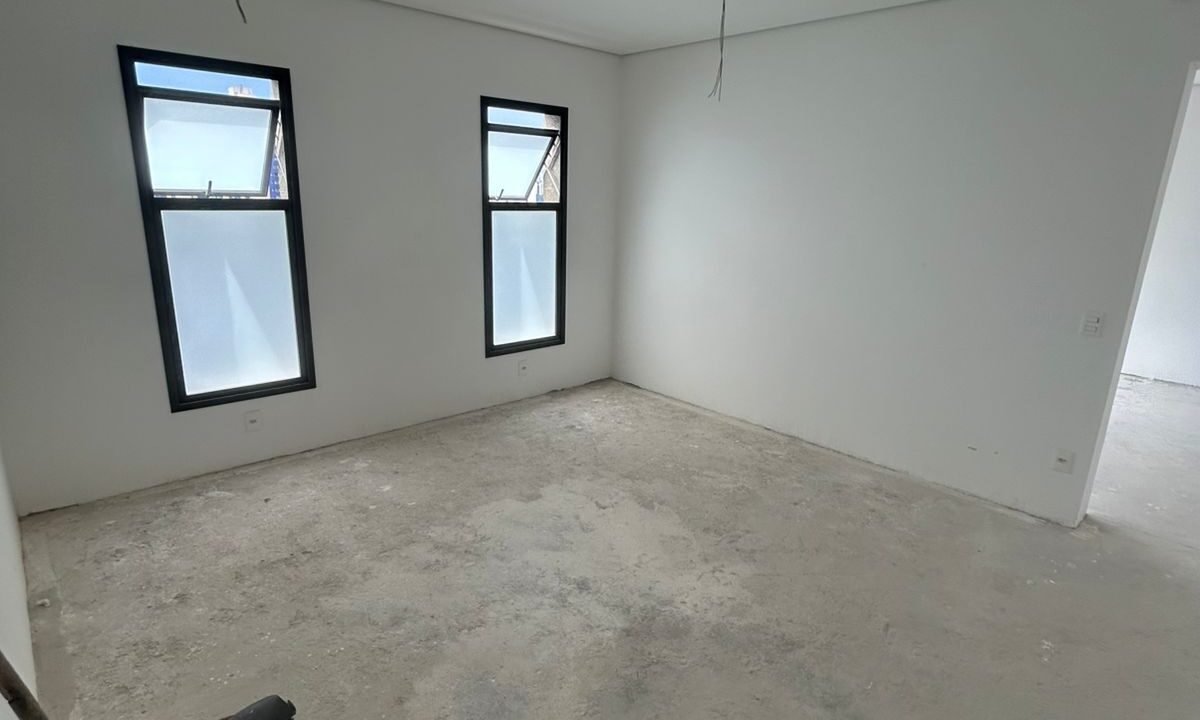 WhatsApp Image 2026-03-06 at 14.35.54 (1)