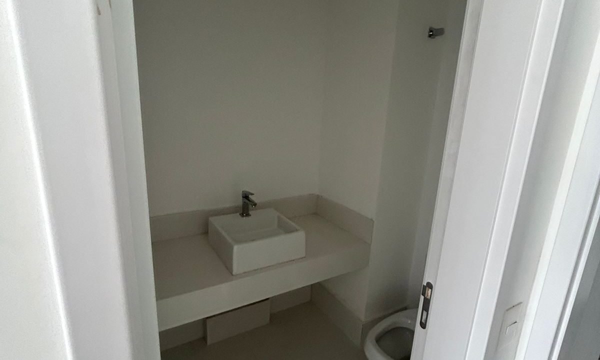 WhatsApp Image 2026-03-06 at 14.35.56 (1)