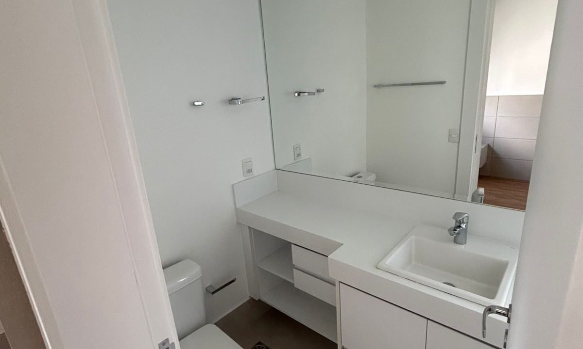 WhatsApp Image 2026-03-18 at 11.00.50