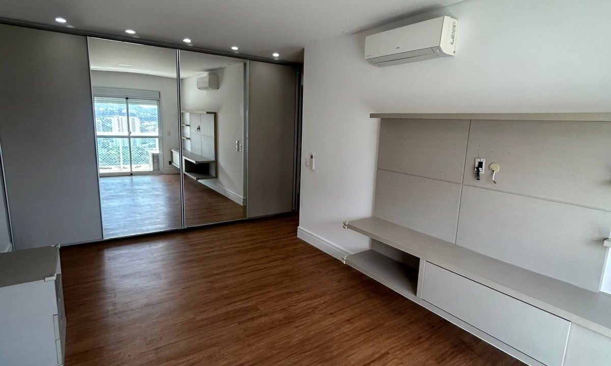 WhatsApp Image 2026-03-18 at 11.00.51 (3)