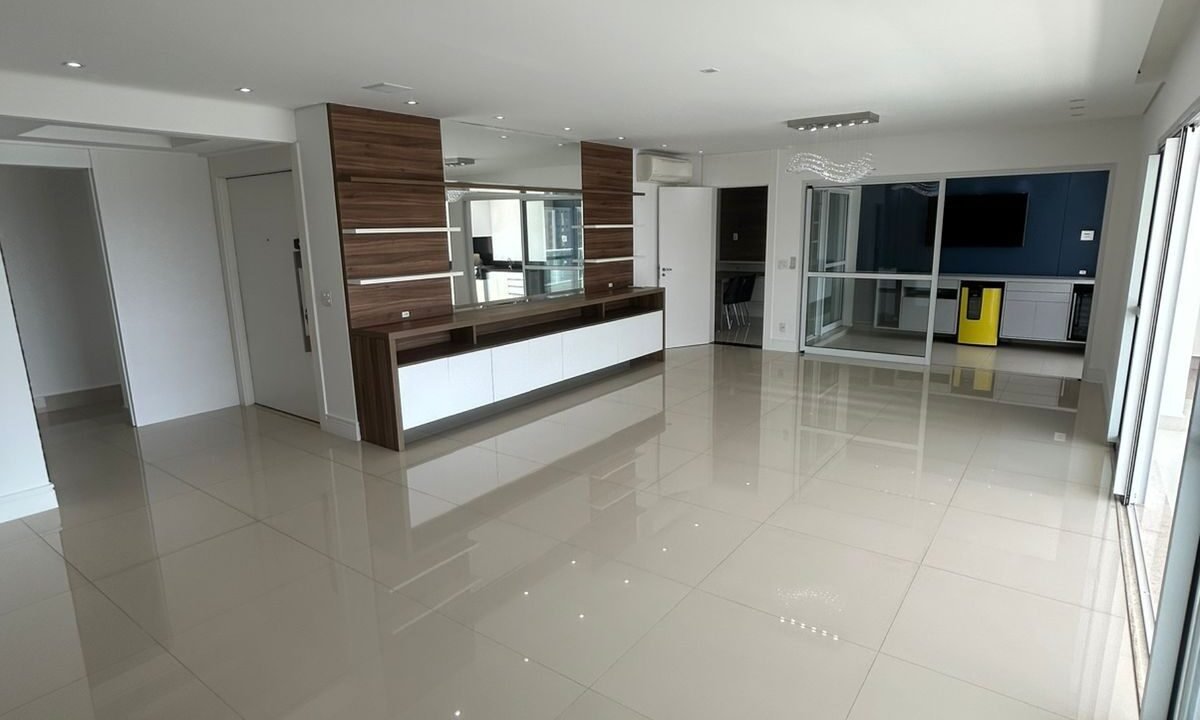 WhatsApp Image 2026-03-18 at 11.00.52 (1)