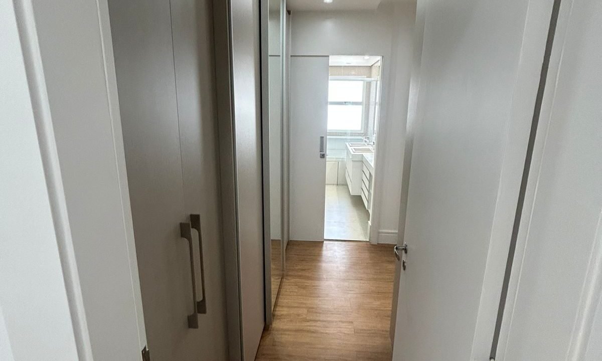 WhatsApp Image 2026-03-18 at 11.00.53