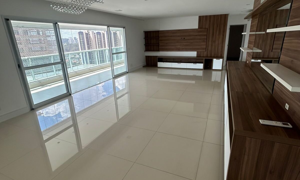 WhatsApp Image 2026-03-18 at 11.00.56