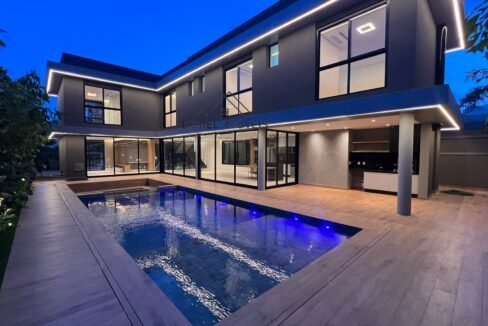 WhatsApp Image 2026-03-18 at 21.39.44 (1)