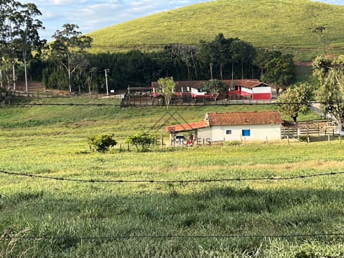 EXCELENTE FAZENDA A VENDA NO VALE DO PARAÍBA NO ESTADO DE SÃO PAULO-SP